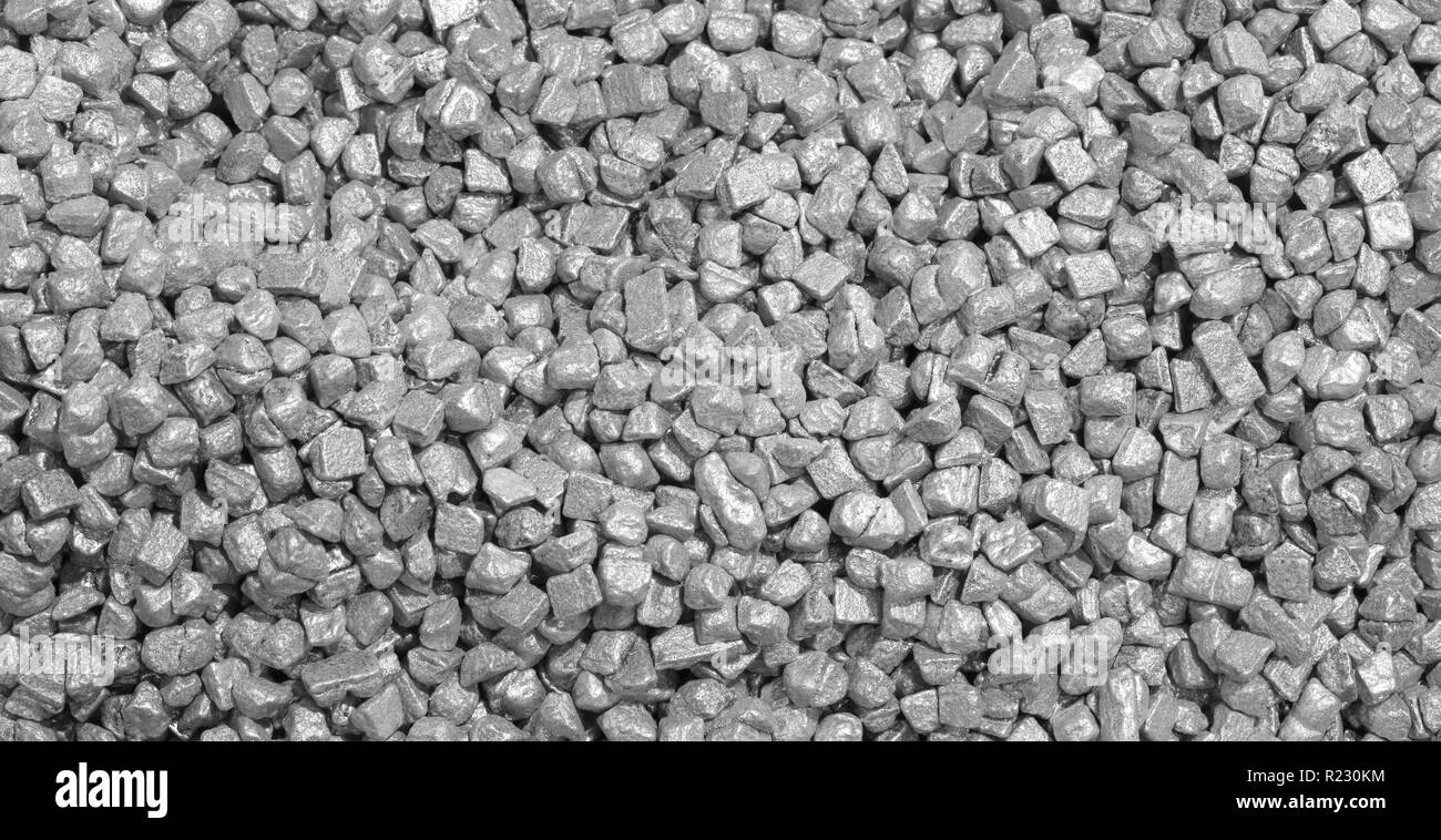 Stücke von grauen Süßholz genannt Terra di Cattu in italienischer Sprache für den Verkauf in der Candy shop Stockfoto