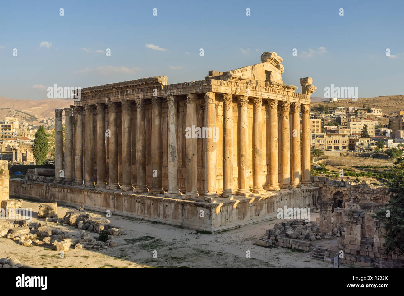 Bacchus Tempel an der römischen Ausgrabungsstätte von Baalbek, 86 km nordöstlich von Beirut im Bekaa-tal. Stockfoto