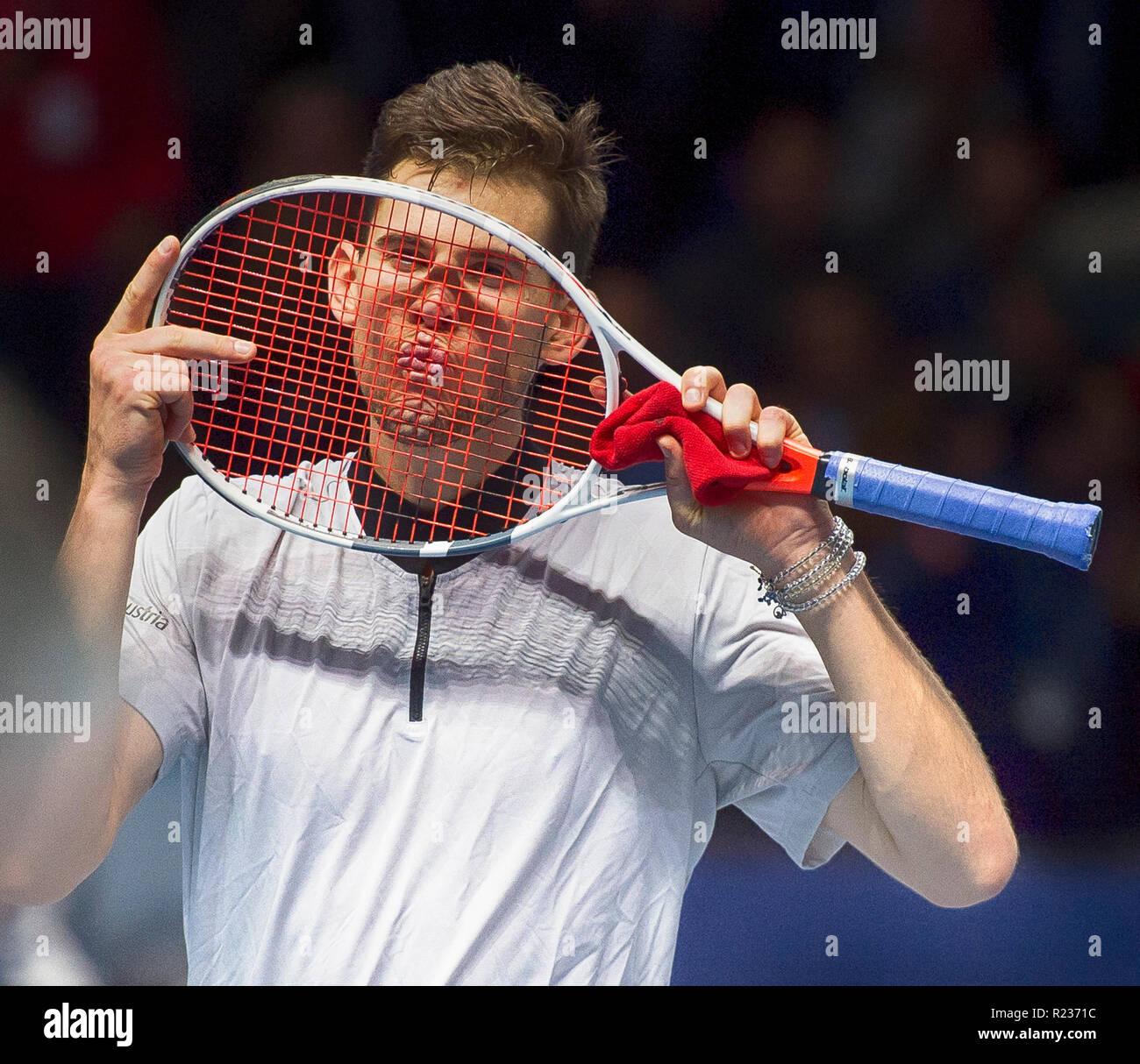 Nitto ATP-Finale, Tag 5. Dominic Thiem (AUT) feiert nach seinem 6-1 6-4 Gewinn über Kei Nishikori (JPN). Credit: Malcolm Park/Alamy. Stockfoto
