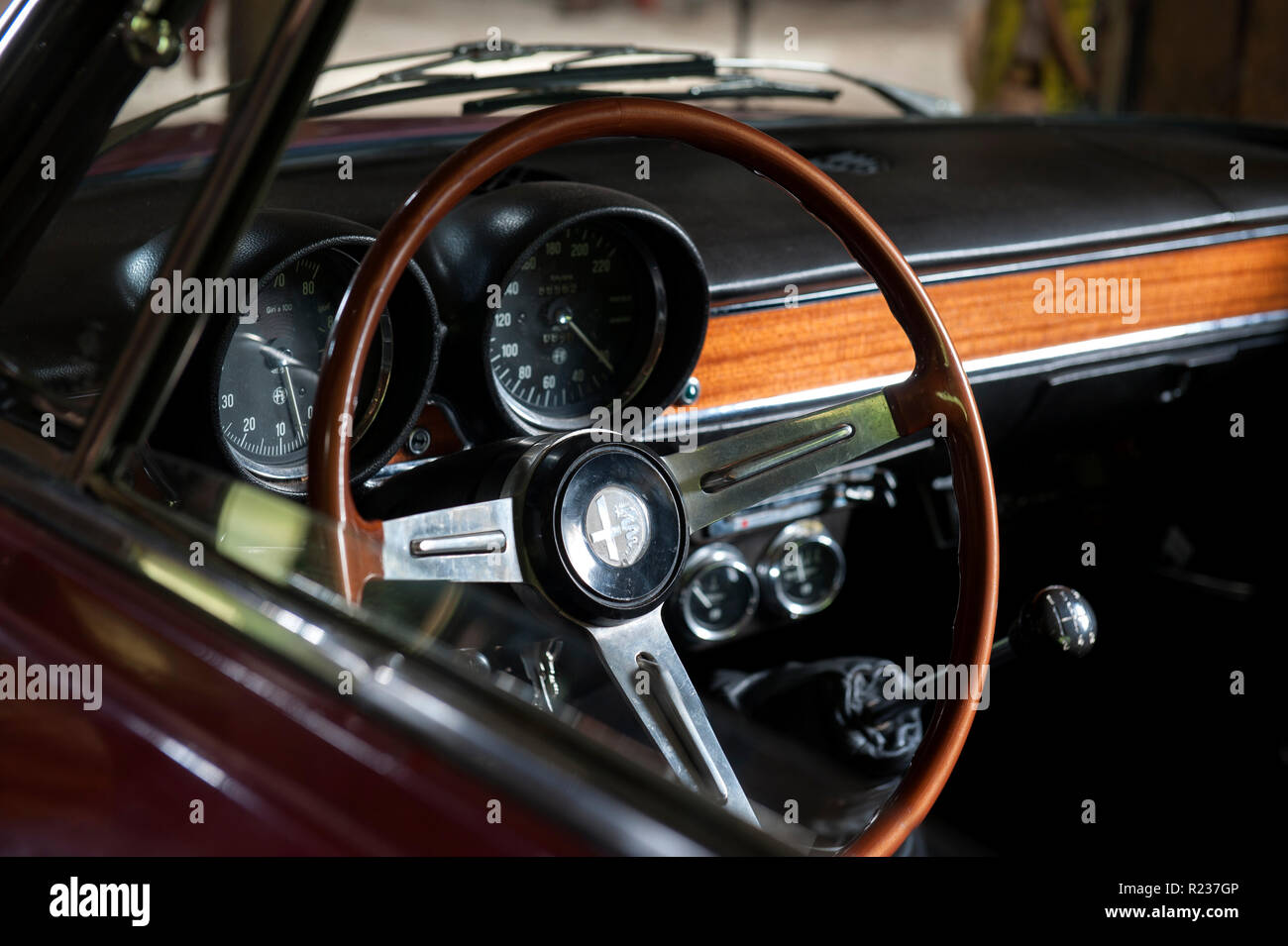Alfa Romeo GT Junior Classic Car Interior Stockfoto