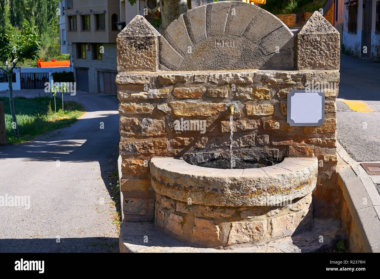 Arcos de las Salinas Brunnen in der Provinz Valencia in Spanien Stockfoto