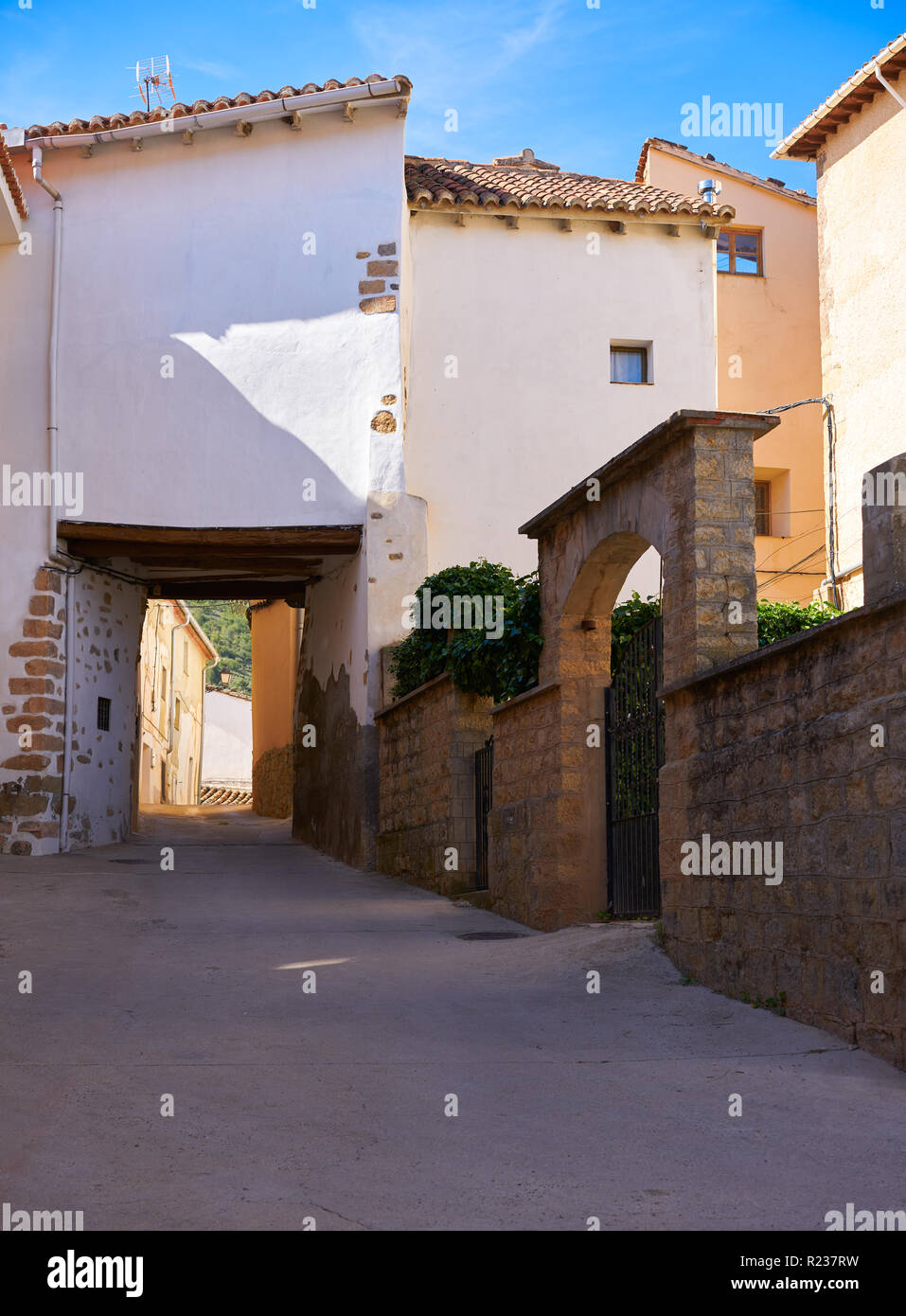 Arcos de las Salinas Dorf in der Provinz Valencia in Spanien Stockfoto