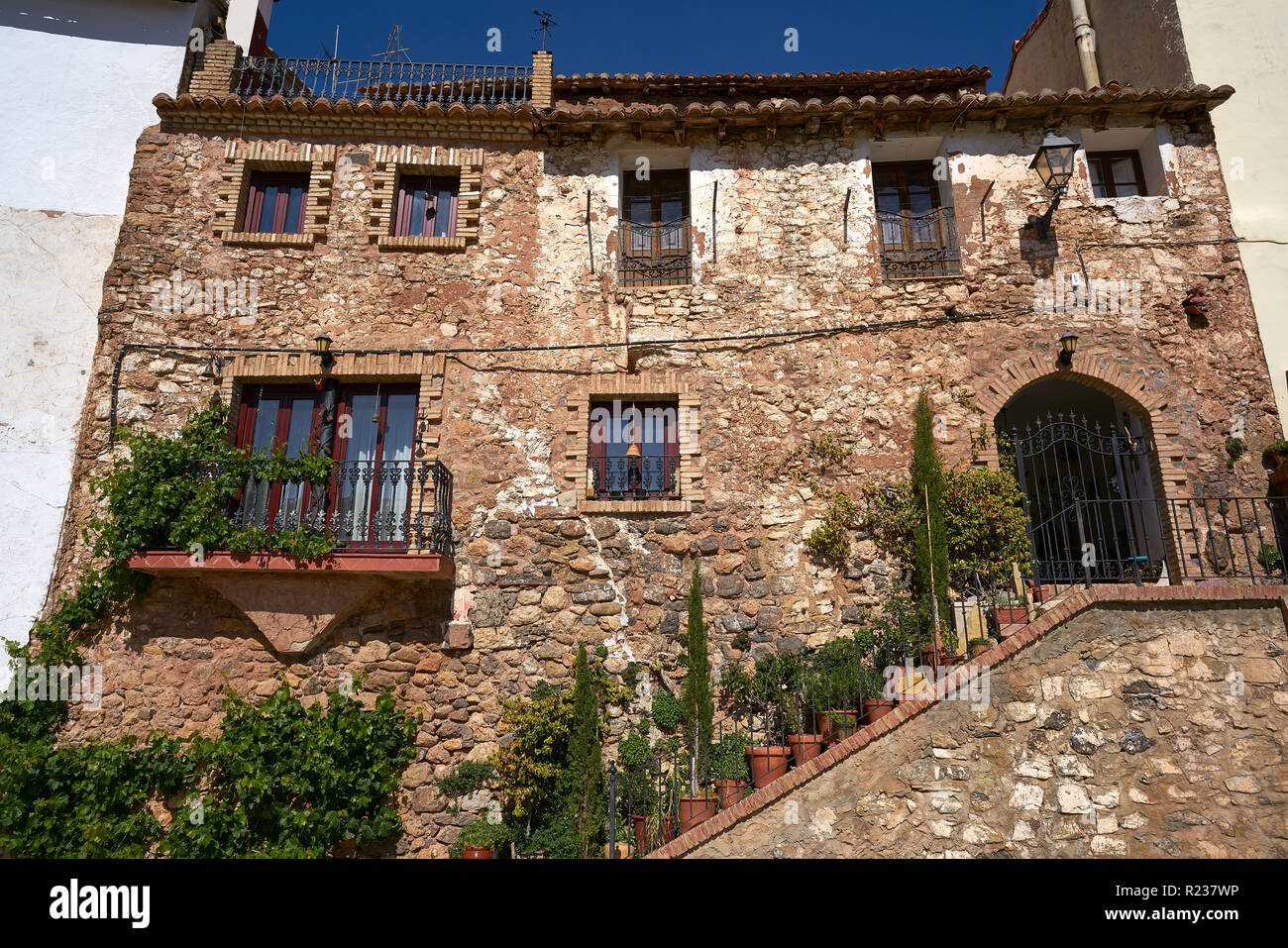 Arcos de las Salinas Dorf in der Provinz Valencia in Spanien Stockfoto