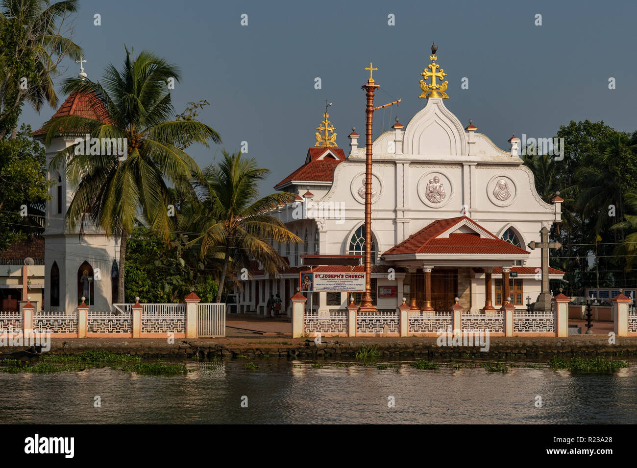 St. Josephs Kirche auf Kerala Gewässer, in der Nähe von Trivandrum, Kerala, Indien Stockfoto