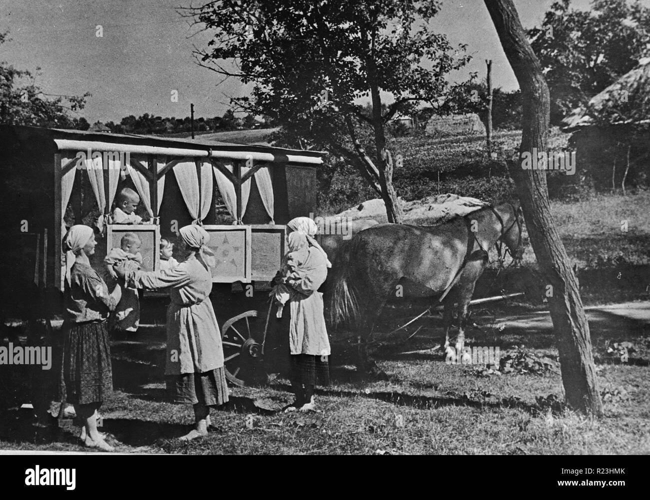 Kollektive farm Baumschule-auf-Rädern in der UDSSR (Union der Sozialistischen Sowjetrepubliken) zwischen 1930 und 1940 Stockfoto