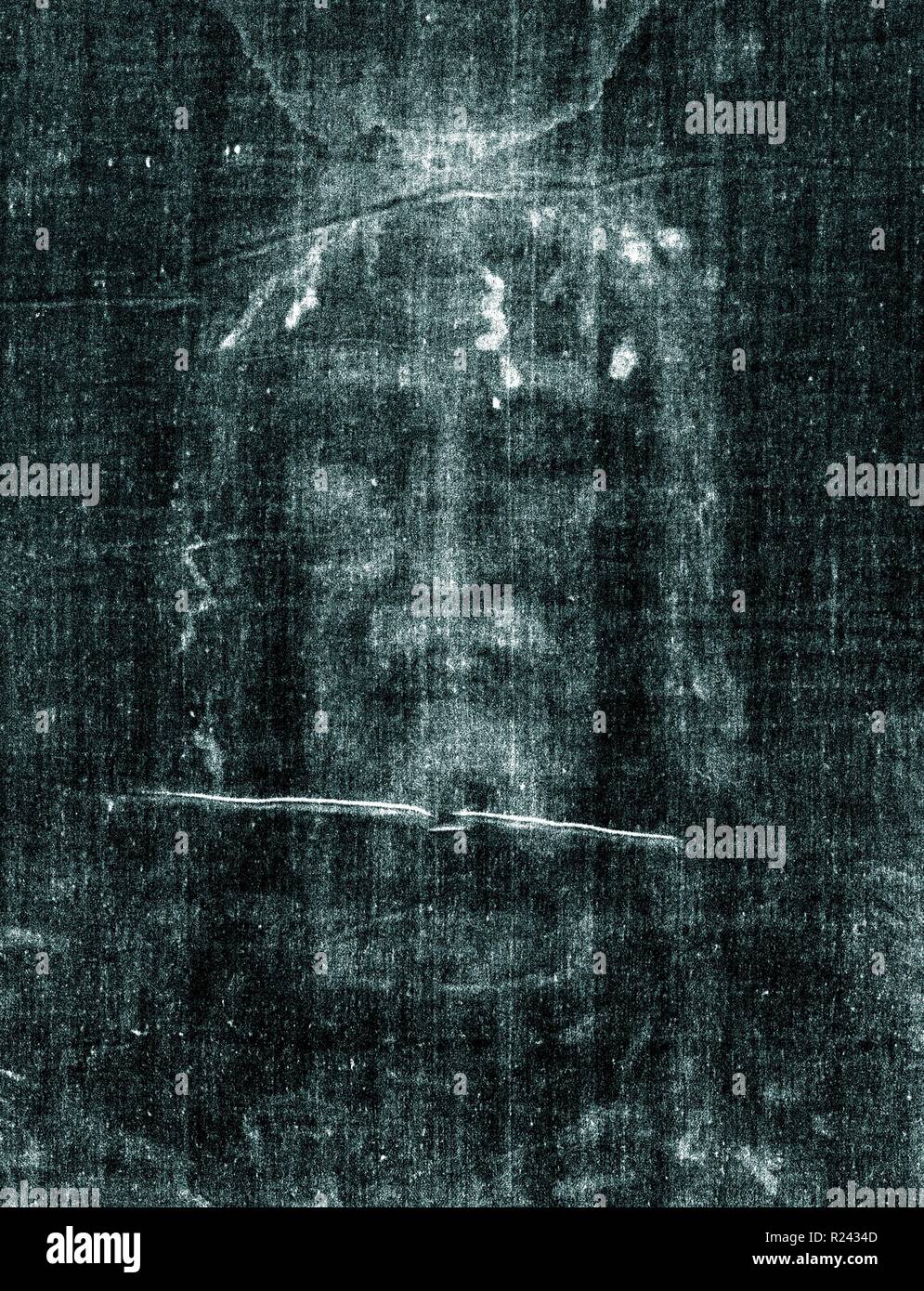 Secondo Pia 1898 Negativ des Bildes auf dem Grabtuch von Turin hat eine Erscheinung, ein positives Image. Es ist als Teil der Verehrung der Heiligen Antlitz Jesu benutzt. Das Grabtuch von Turin oder Turin (Italienisch: Sindone di Torino) ist eine Länge von Leinen mit dem Bild eines Mannes, der offenbar körperliches Trauma in einer Weise, die mit der Kreuzigung erlitten zu haben. Es gibt keinen Konsens darüber, wie das Bild erstellt wurde. Stockfoto