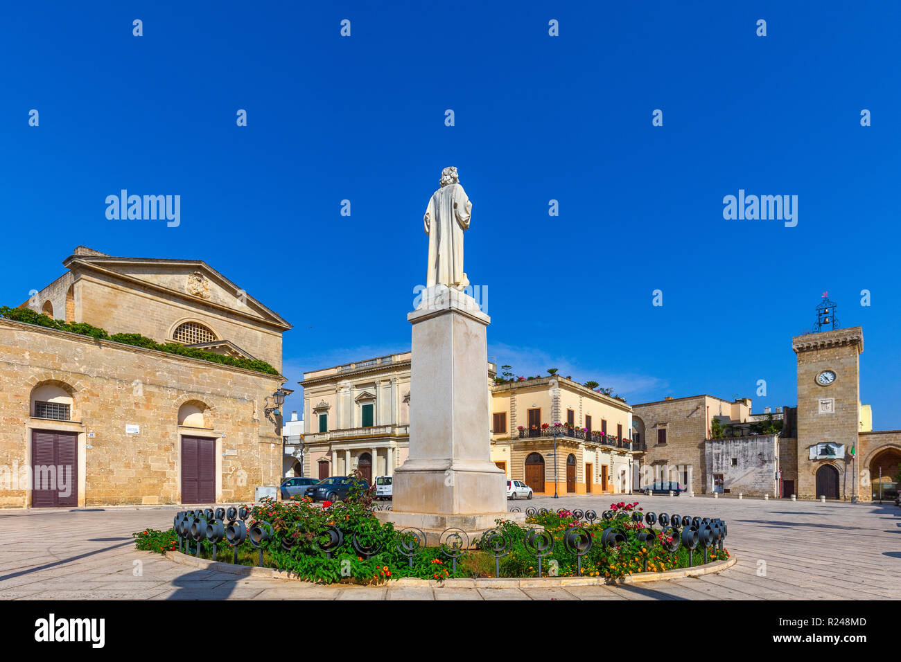 Piazza san vincenzo -Fotos und -Bildmaterial in hoher Auflösung – Alamy