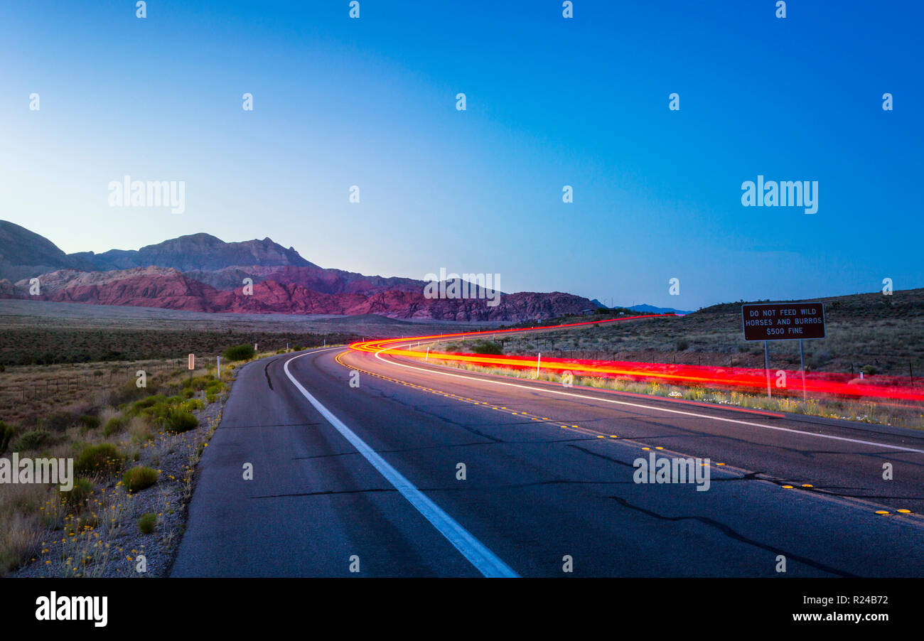 Anzeigen von Trail Lichter in der Red Rock Canyon National Recreation Area, Las Vegas, Nevada, Vereinigte Staaten von Amerika, Nordamerika Stockfoto