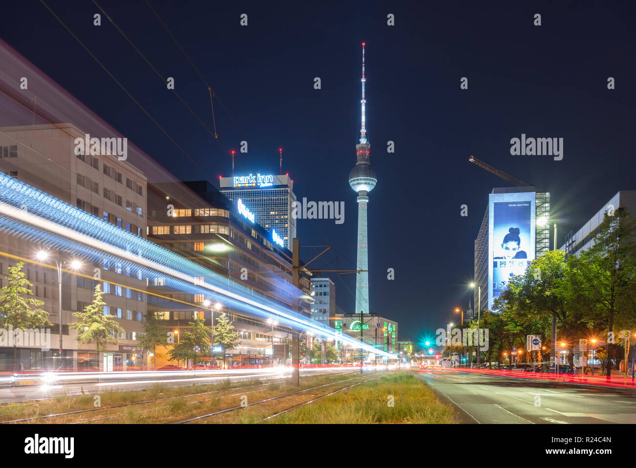 Alexander Platz bei Nacht mit Licht-, Berlin, Deutschland, Europa Stockfoto