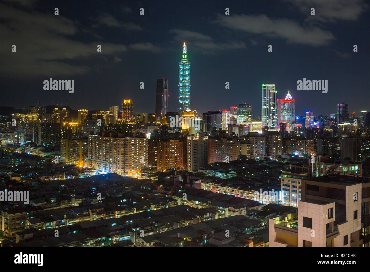 Skyline der Stadt und den Taipeh 101 Gebäude, Taipei, Taiwan, Asien Stockfoto