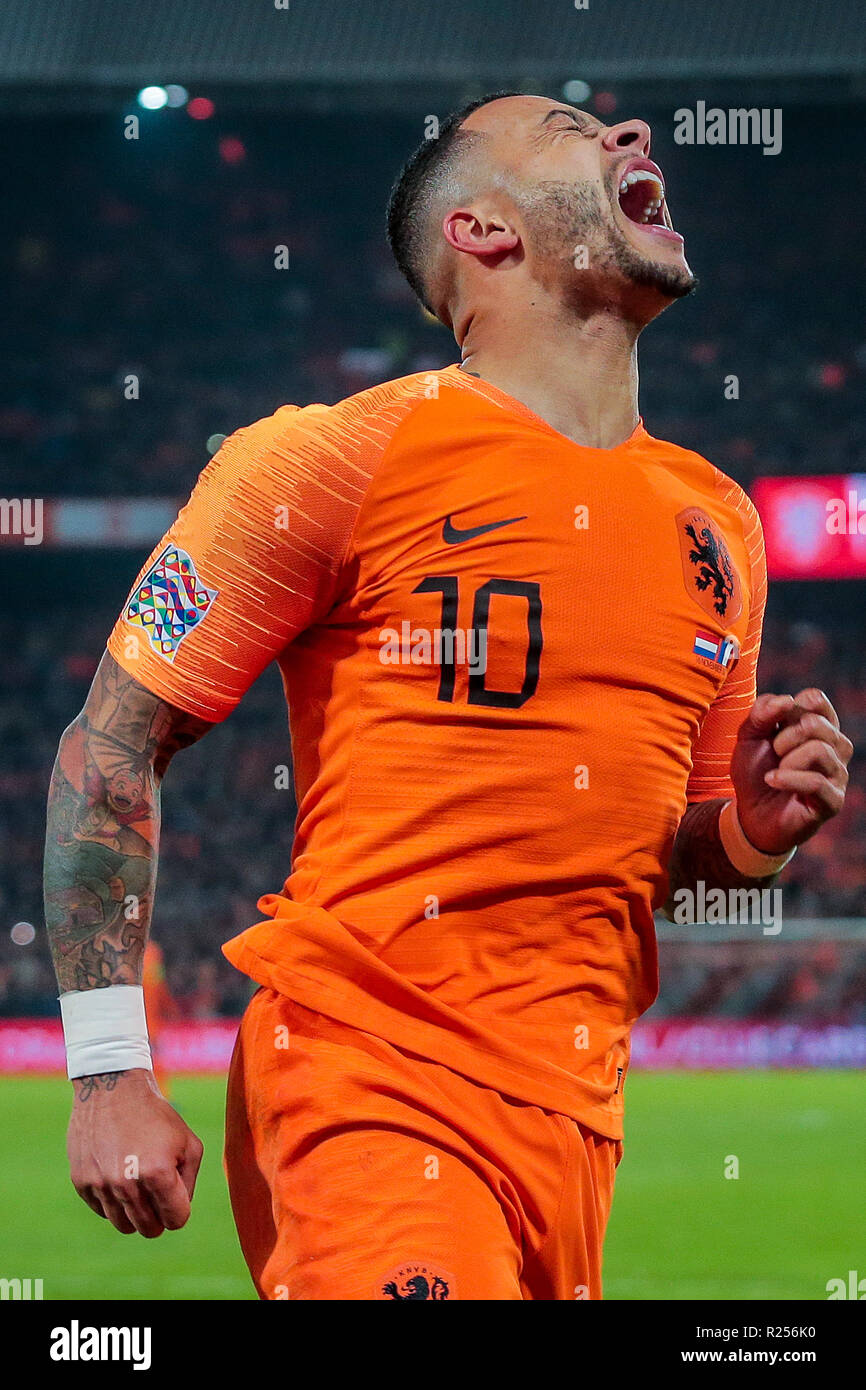 Rotterdam, die Niederlande. 15. November 2018. ROTTERDAM, Stadion De Kuip, 03.12.-20-18, Fußball, Saison 2018 / 2019, Niederlande player Memphis Depay während der Nationen Liga Spiel Niederlande - Frankreich Credit: Pro Schüsse/Alamy leben Nachrichten Stockfoto