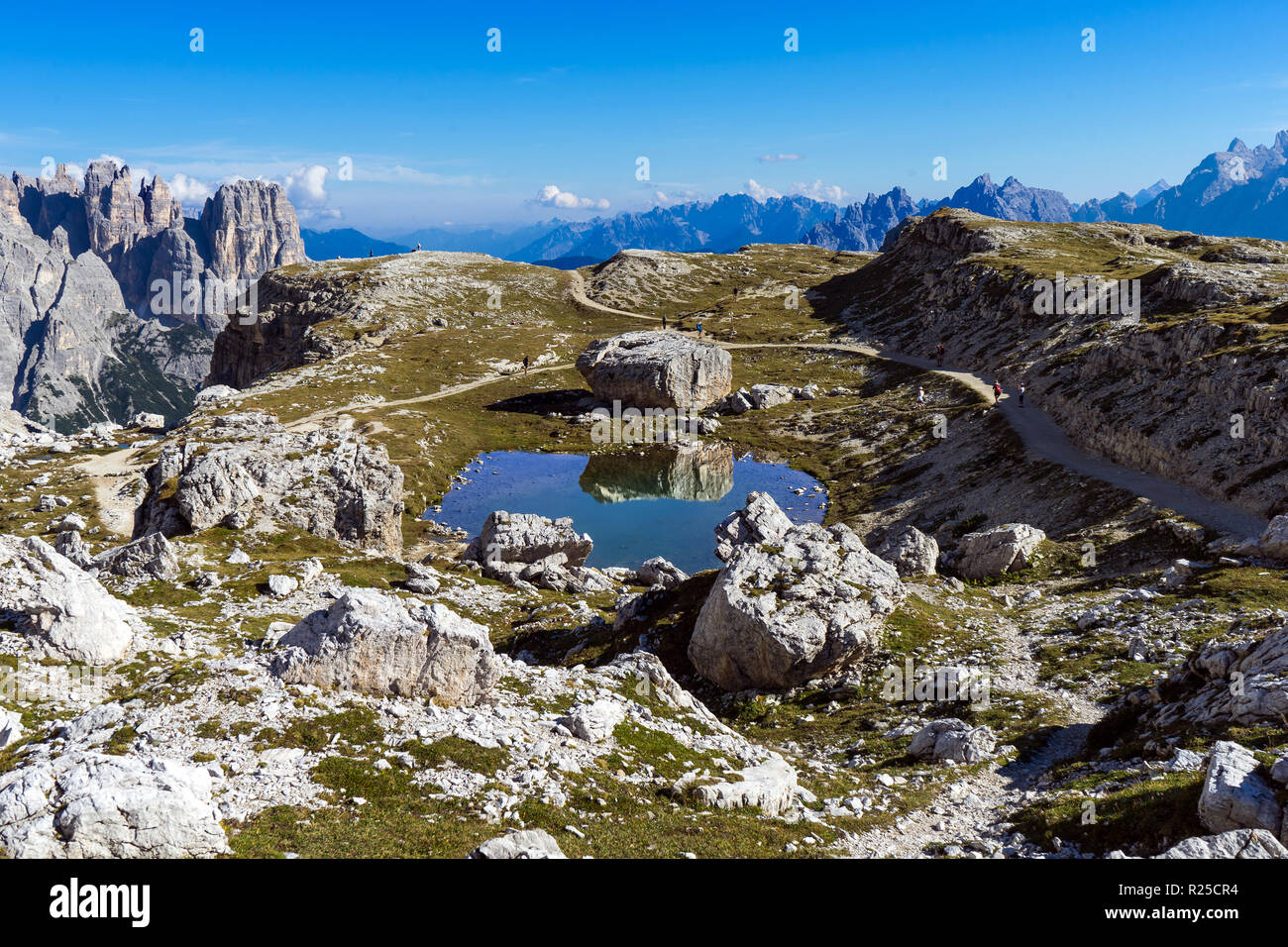 Trekking zum Nationalpark Tre Cime di Lavaredo. Dolomiten, Südtirol, Italien Stockfoto