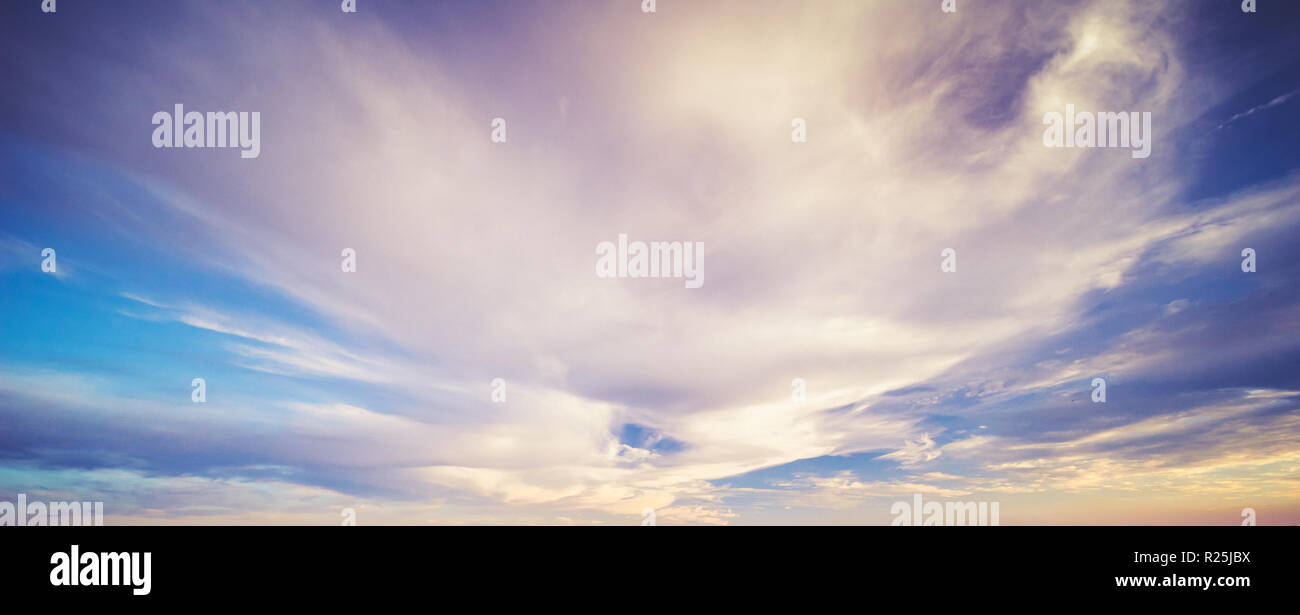 Sommer himmel wolken Stockfoto