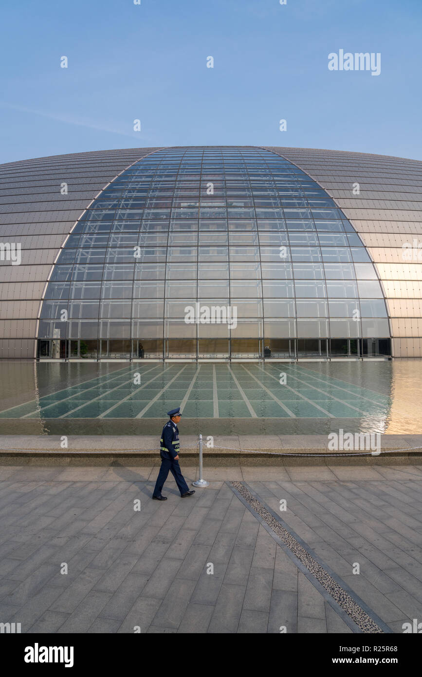 Nationales Zentrum für darstellende Künste in Peking als Ei bekannte Gebäude Stockfoto