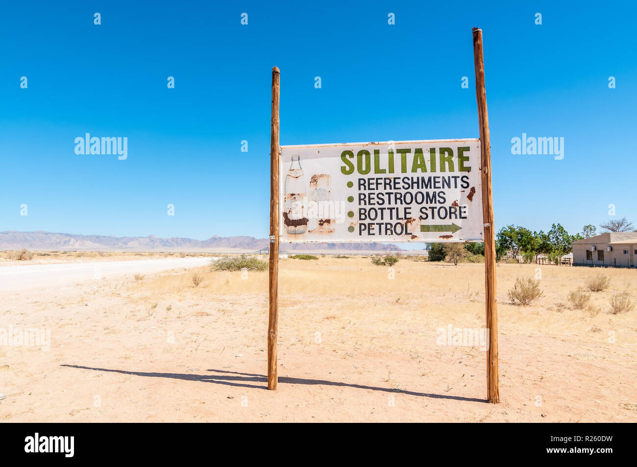 Schild, Reklametafeln, Solitaire, Namibia Stockfoto