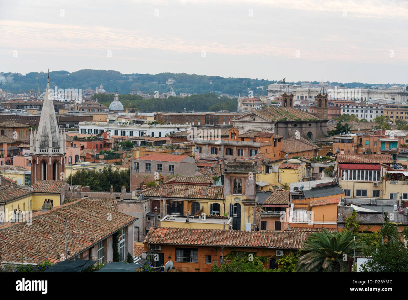 Antenne Panoramablick auf das Stadtbild von Rom, Italien. Sehenswürdigkeiten von Rom in Italien. Stockfoto