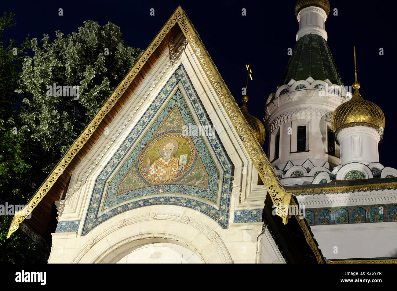 SOFIA, Bulgarien - 25. Mai 2018: Detail des Hl. Nikolaus Russische Kirche 1914 erbaut. Stockfoto