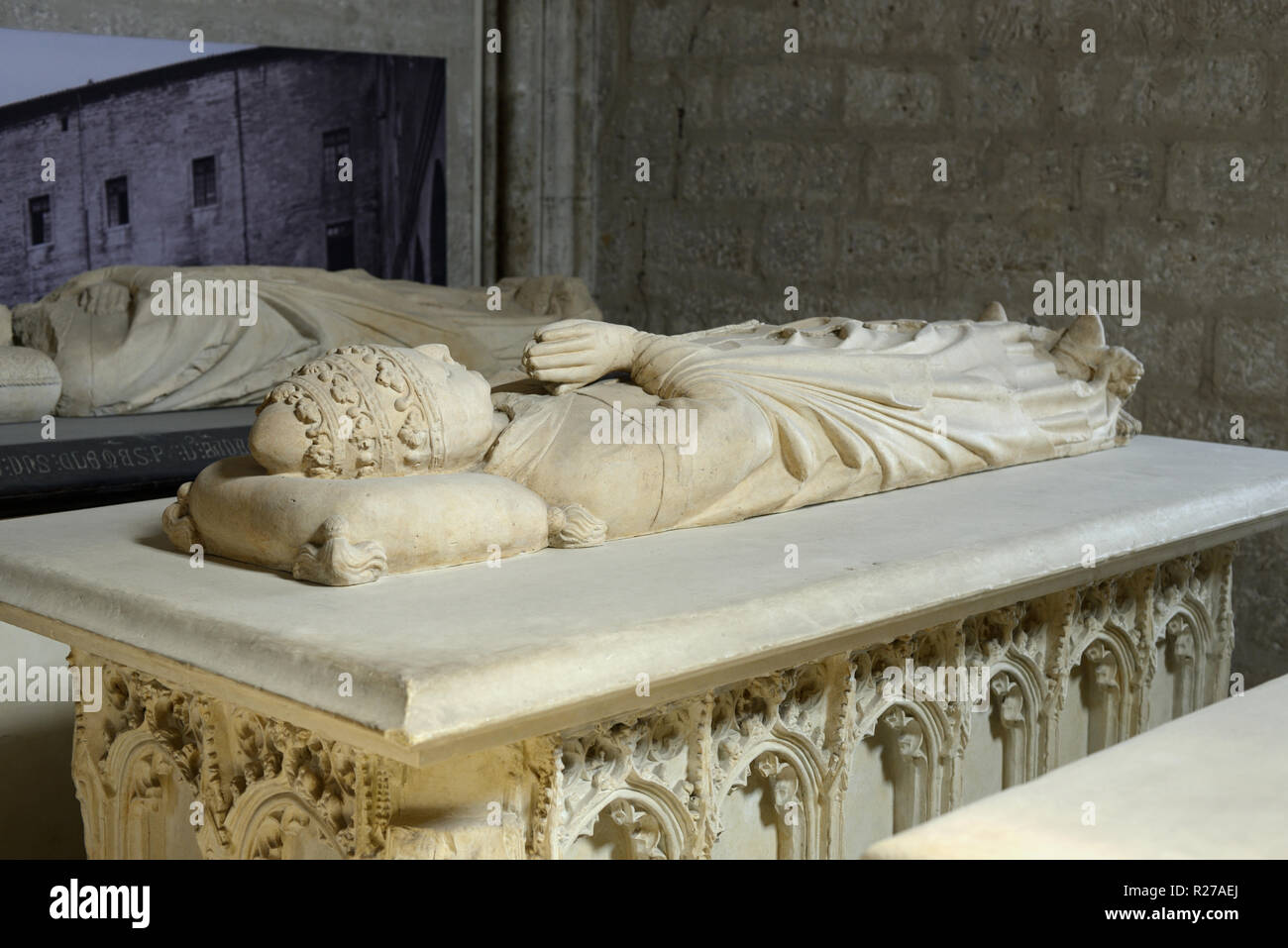 Grab von Papst Clemens VI. (1342-1352) Gips Kopie der Papst im Gebet in der Papstpalast oder Päpste Palast Avignon Provence Frankreich Stockfoto