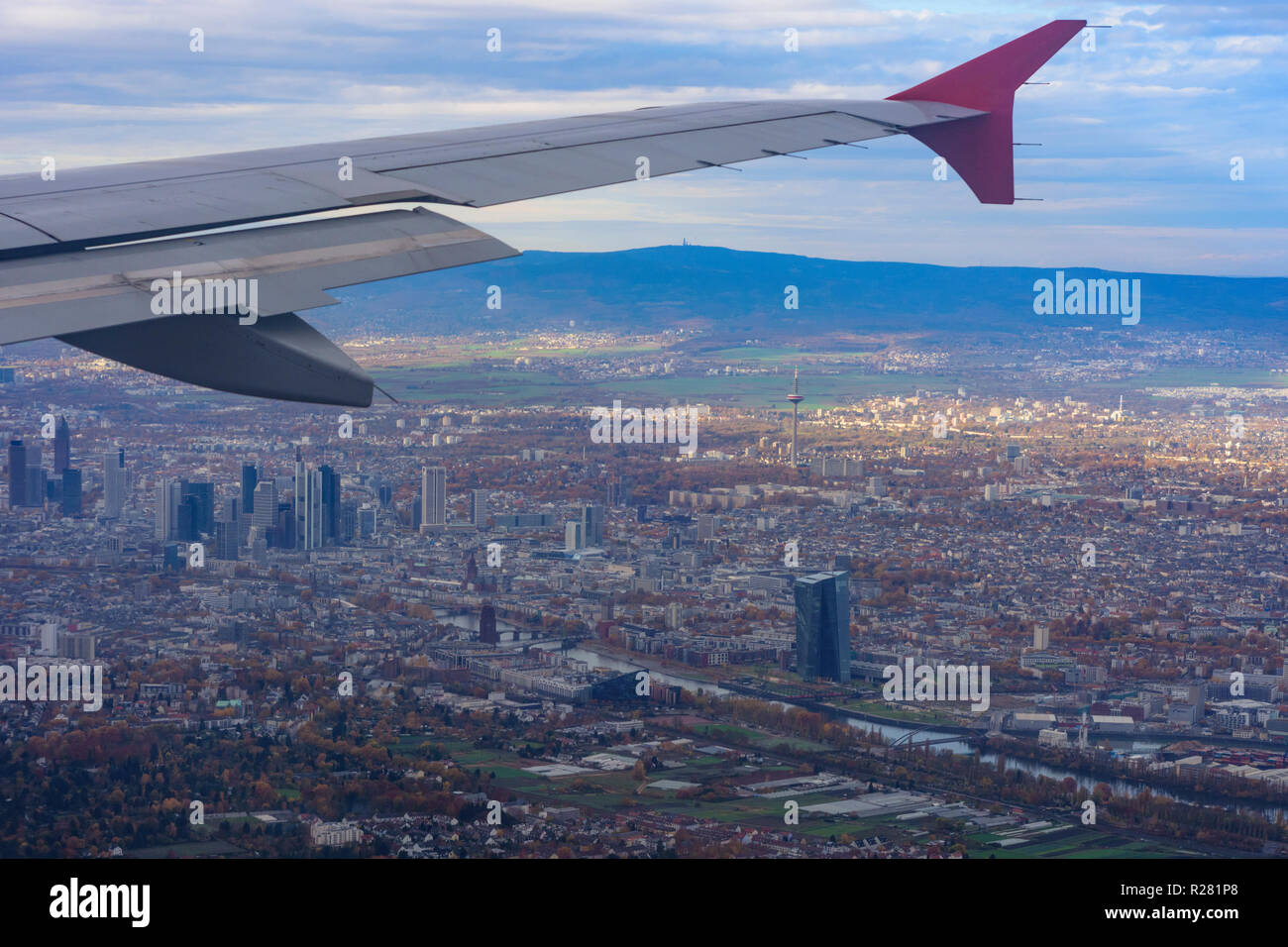 Frankfurt am Main: Frankfurt am Main und Taunus von Flugzeugen, airial View in, Hessen, Hessen, Deutschland Stockfoto