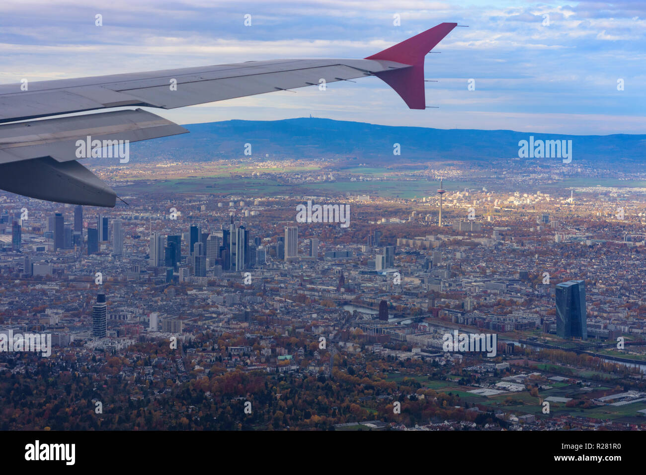 Frankfurt am Main: Frankfurt am Main und Taunus von Flugzeugen, airial View in, Hessen, Hessen, Deutschland Stockfoto