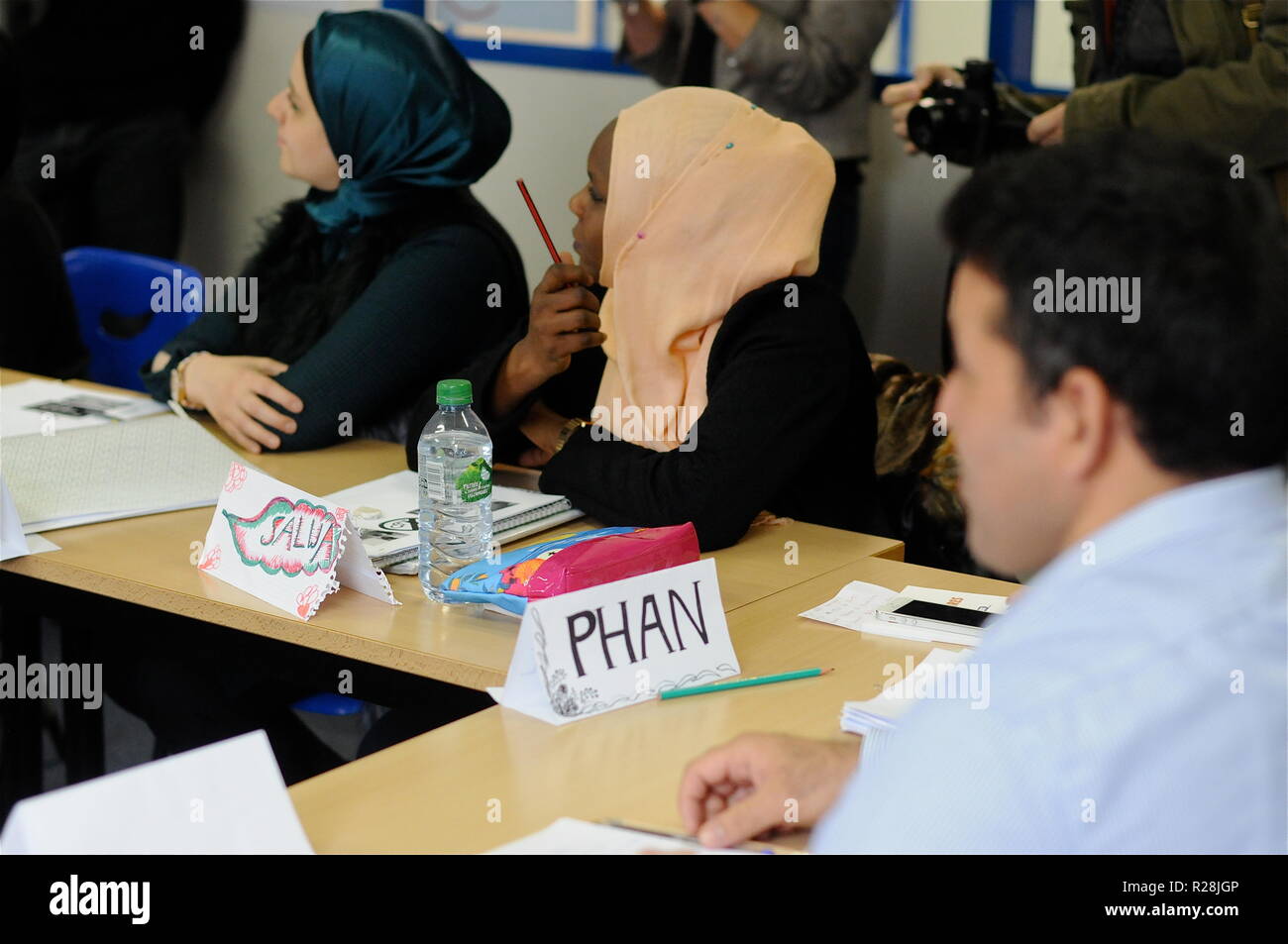 Flüchtlinge besuchen Training Workshop, Lyon, Frankreich Stockfoto