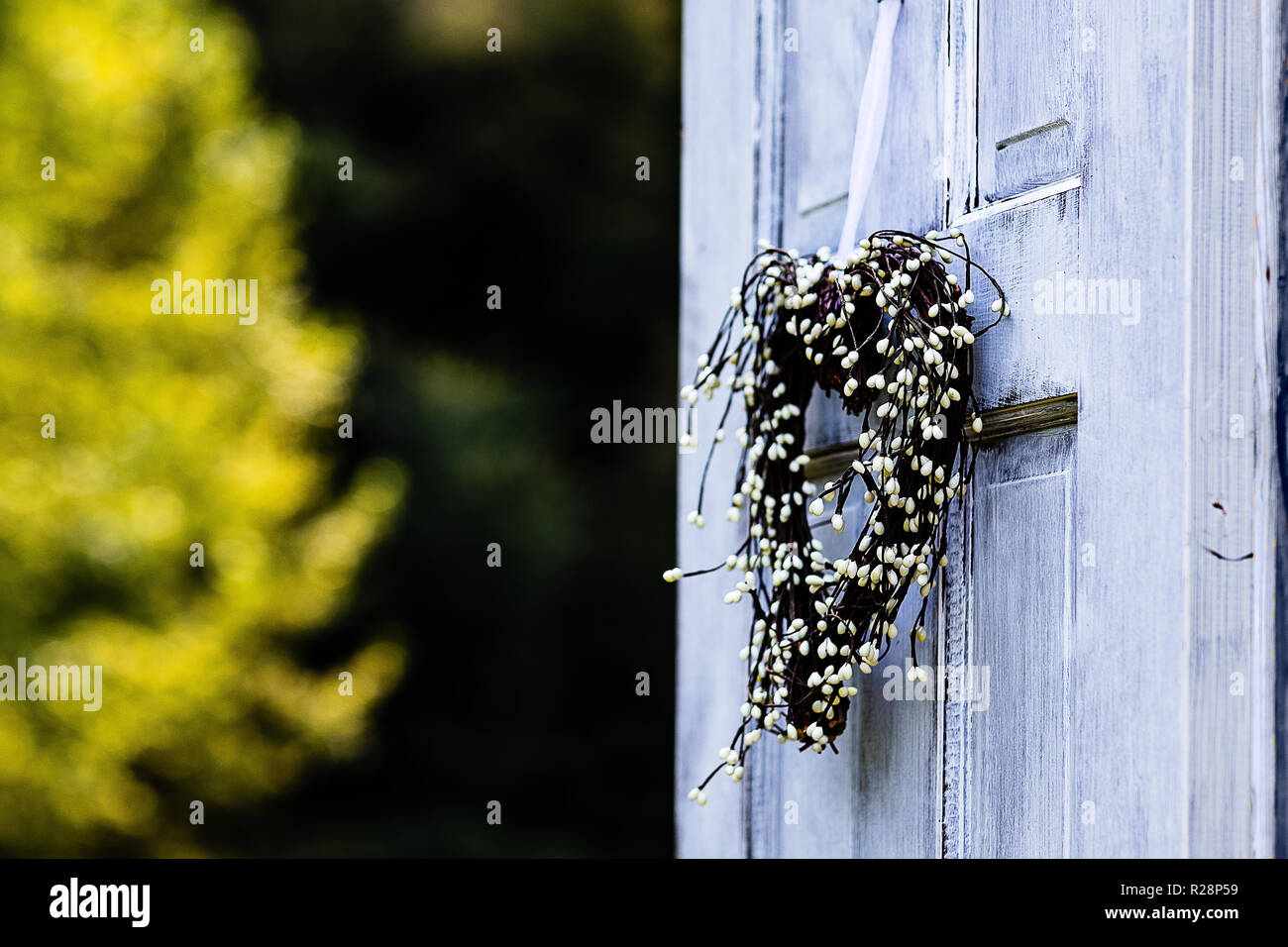 Eine Hochzeit Im Freien Arbor Vorbereitet Fur Eine Rustikale Hochzeit Dekoriert Und Arrangiert Fur Schone Bilder Von Vorder Und Ruckseite Zu Wahrend Des C Zulassen Stockfotografie Alamy