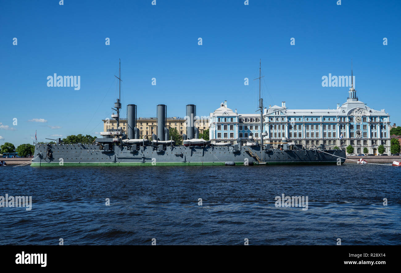 Der sowjetischen Revolution - ära Panzerkreuzer Aurora, Sankt Petersburg, Russland verankert. Stockfoto
