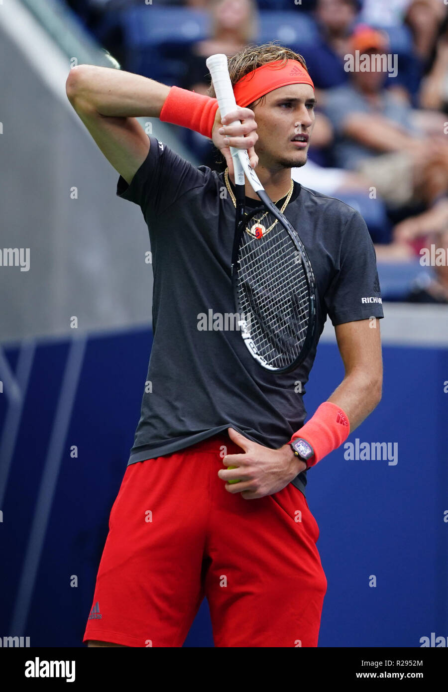 Alexander Zverev Hartplatz Tennis -Fotos Und -Bildmaterial In Hoher