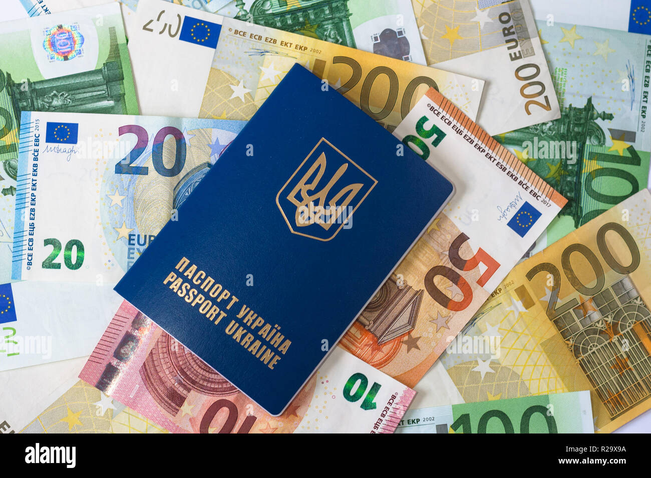 Ukrainische Reisepass Festlegung auf verschiedenen EuroBanknoten