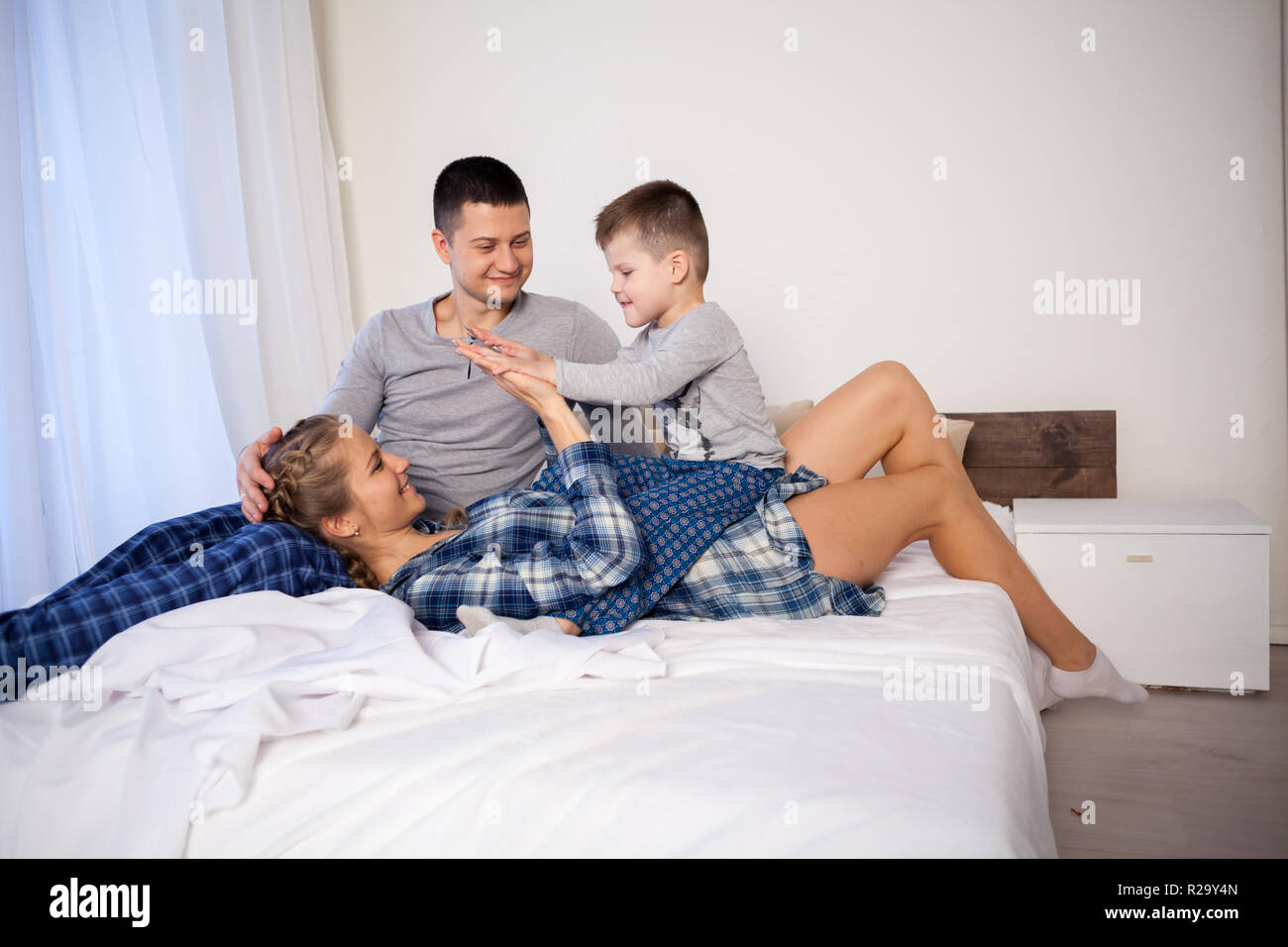 Mama Und Sohn Bei Verbotenen Spielen Mama Und Sohn Bei Verbotenen Spielen