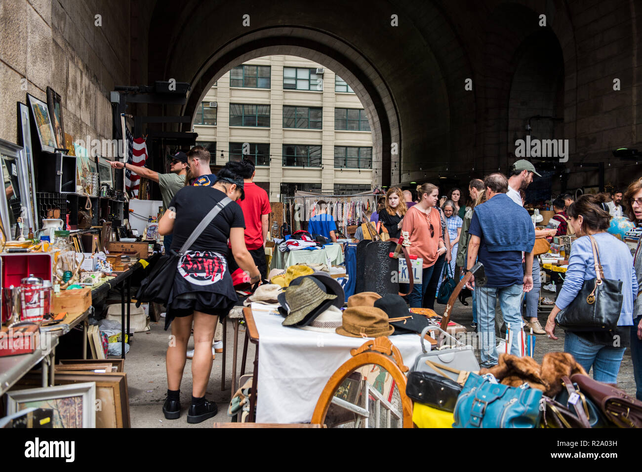 Brooklyn, NY, USA - Oktober 8, 2018: Brooklyn Flea, Dumbo Brooklyn. Stockfoto