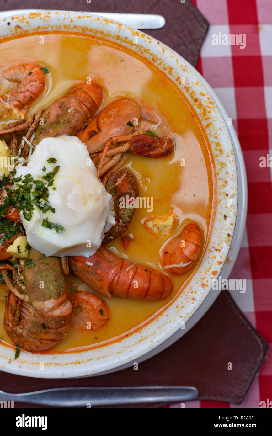 "Chupe de Camarones', ein traditionelles Garnele Gericht aus der Stadt Arequipa, Peru Stockfoto