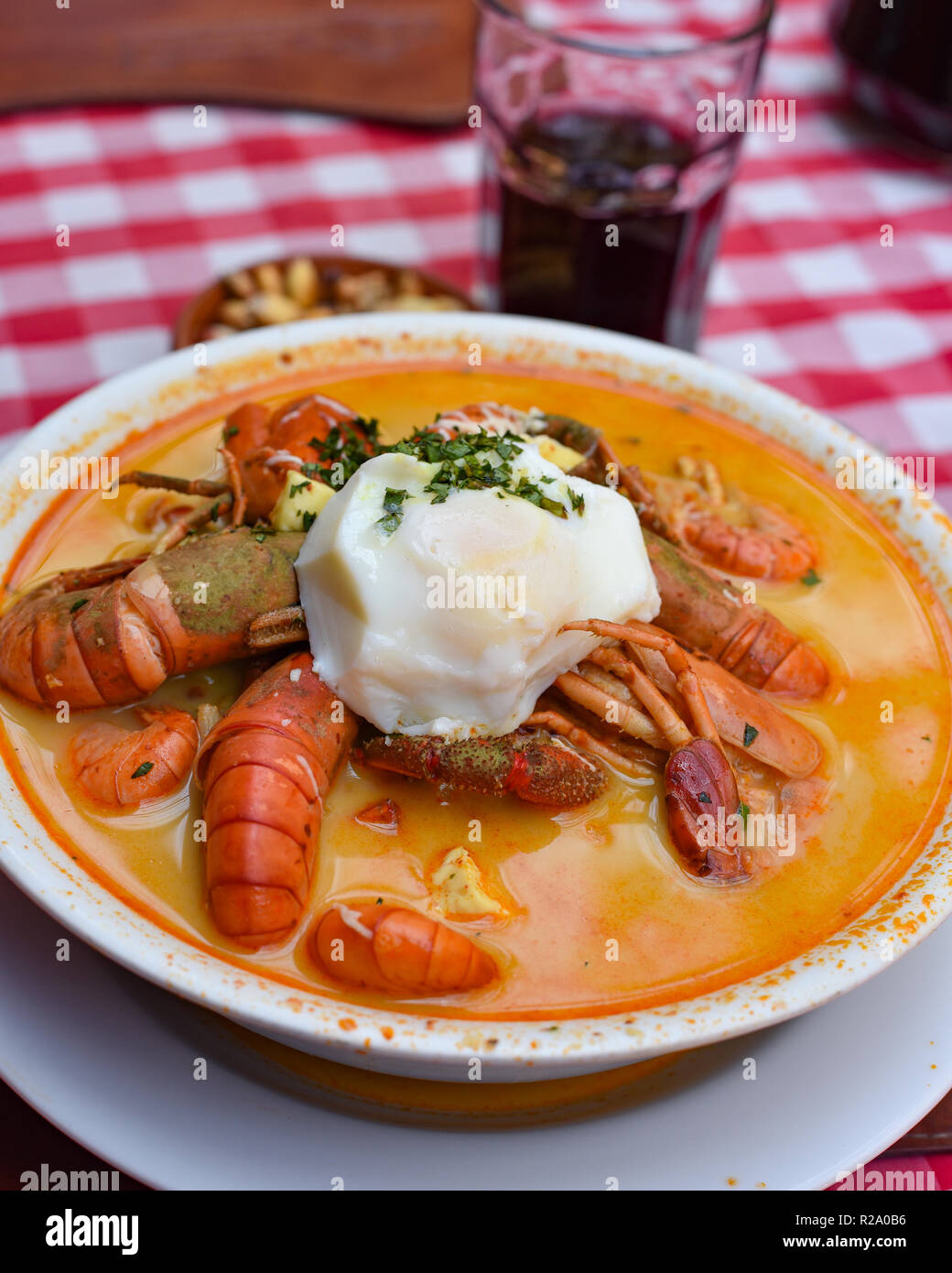 "Chupe de Camarones', ein traditionelles Garnele Gericht aus der Stadt Arequipa, Peru Stockfoto