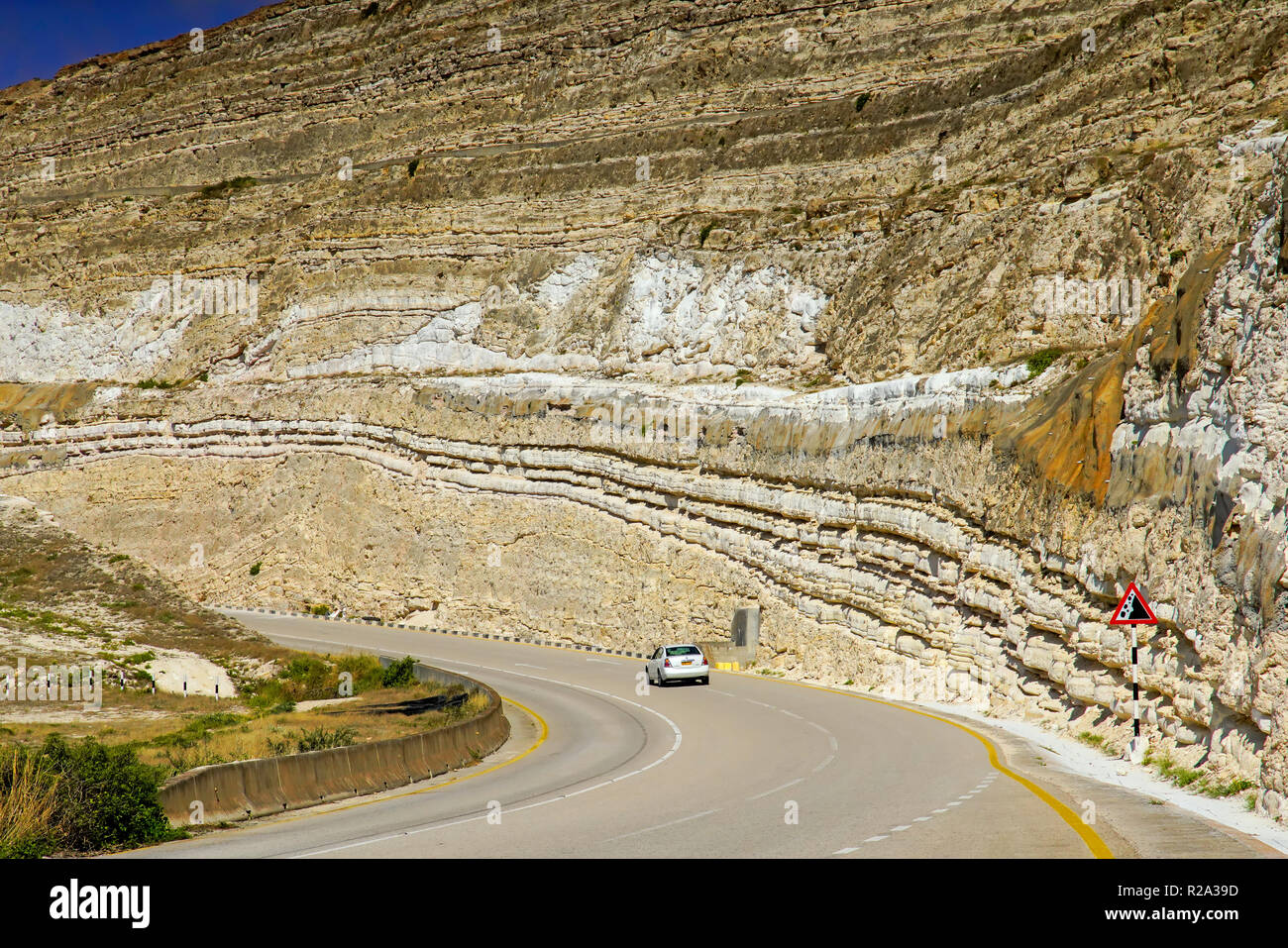 Zick-zack-Straße durch die südlichen Dhofar, Jabal al-Qamar, Oman. Stockfoto