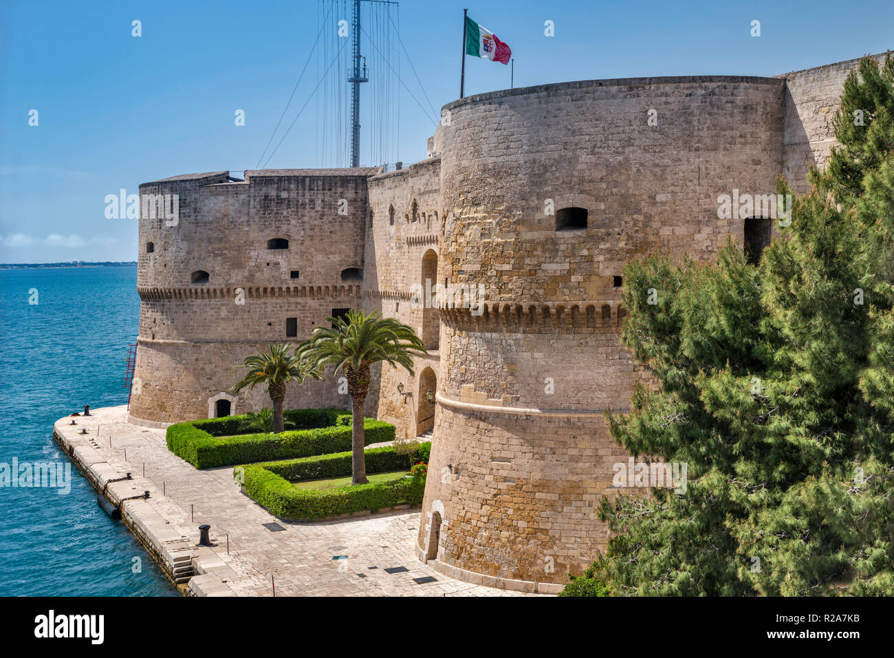 Castello Aragonese aka Castel Sant Angelo, 15. Jahrhundert Schloss, Taranto, Apulien, Italien Stockfoto