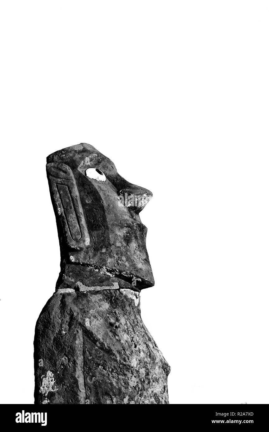 In Chile Rapa Nui der Antiken und mysteriuos muai statue Symbol eines ancien Kultur Stockfoto