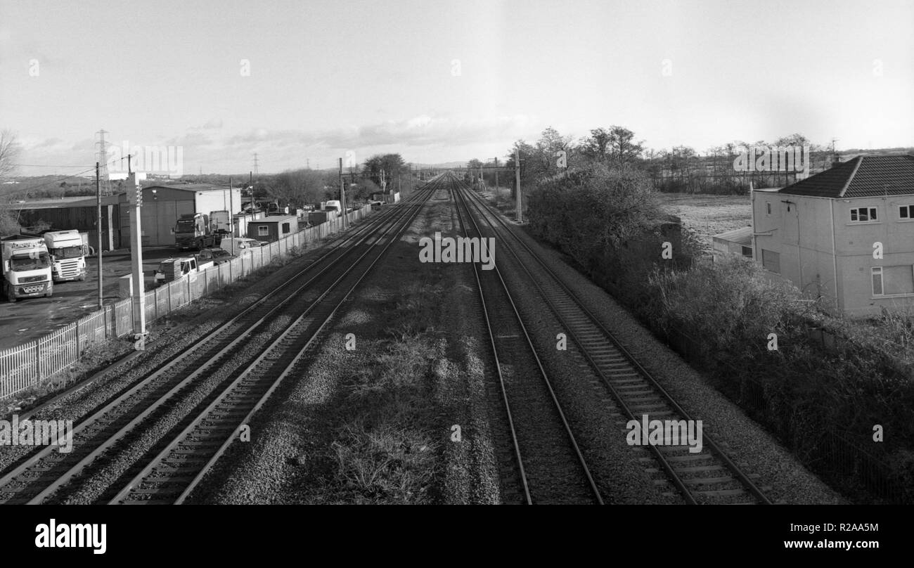 Teil Fertigstellung der Elektrifizierung der South Wales Railway Track, Nummer 3706 Stockfoto