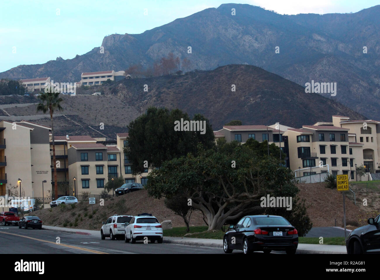 Zerstörung durch den Malibu Brände über Pepperdine University und der umliegenden Gemeinden. Stockfoto