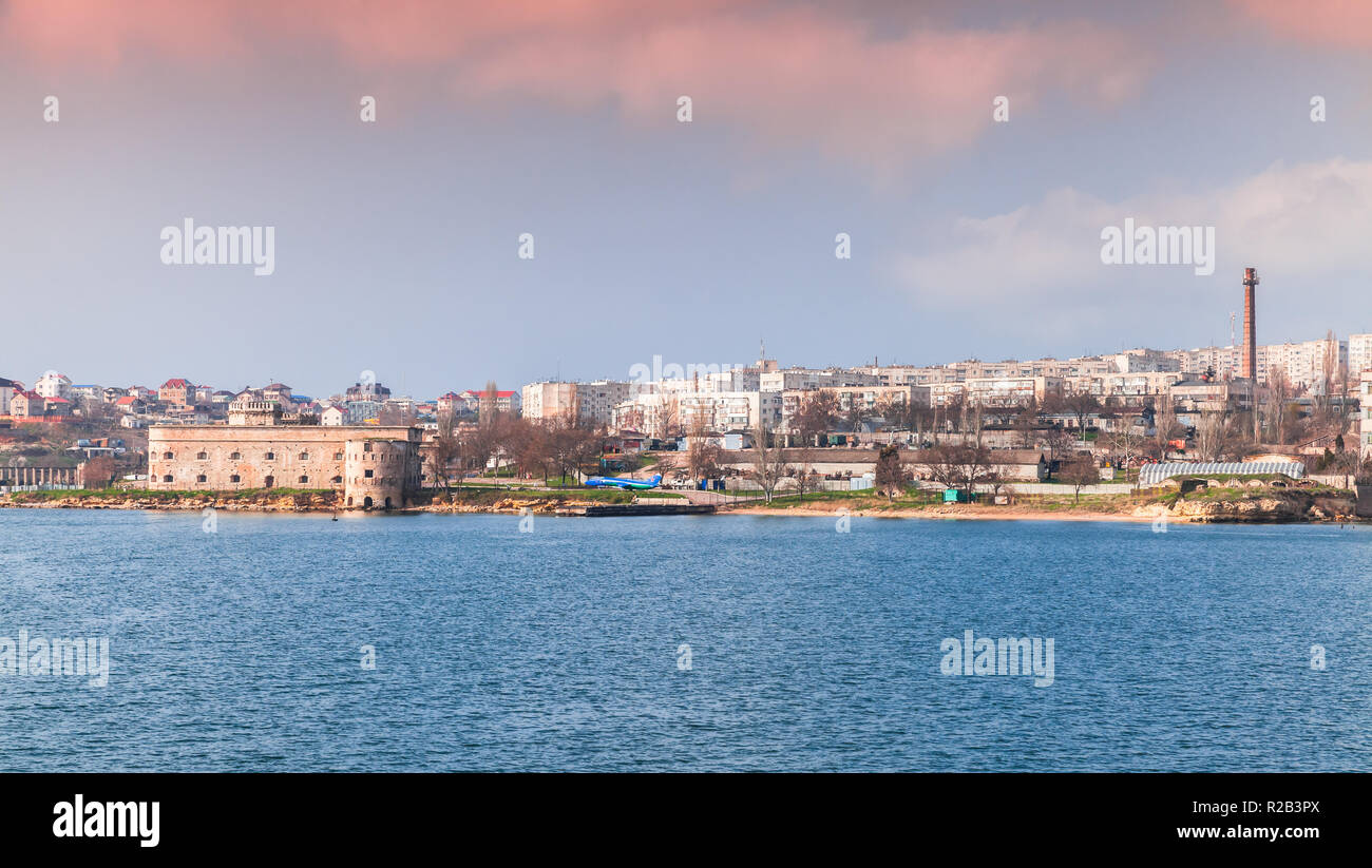 Die Bucht von Sewastopol, Küsten Stadtbild im Frühjahr Tag Stockfoto