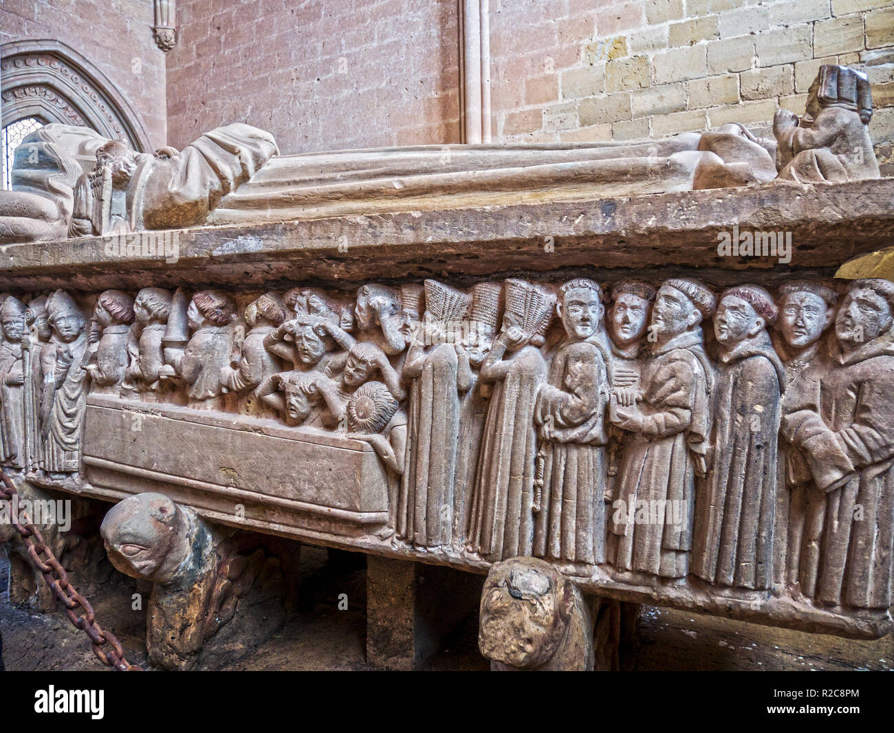 Sepulcro de Doña Urraca. Monasterio de Santa María del Salvador. Cañas. La Rioja. España Stockfoto