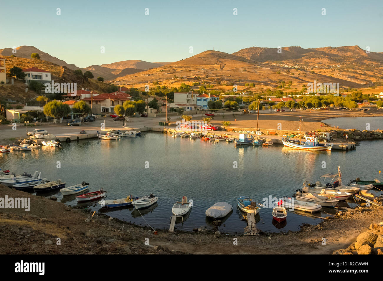 Der kleine Fischerhafen, Tavari, Mesotopos Dorf, Lesbos (Lesbos) Insel, Griechenland. Stockfoto