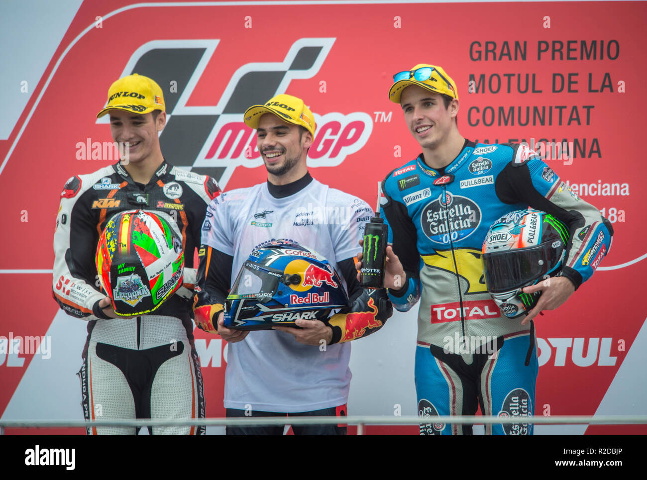 Manilva, Malaga, Spanien. 18 Nov, 2018. GP Comunitat Valenciana Moto GP. Oliveira, Lecuaona und Alex Marquez in Podium nach dem Moto2-Rennen. Credit: rosdemora/Alamy leben Nachrichten Stockfoto