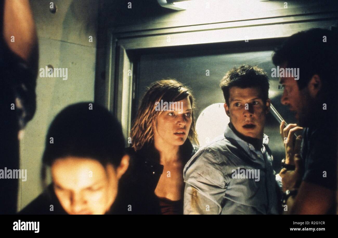 Resident Evil Jahr: 2002 USA Regie: Paul Anderson Milla Jovovich, Eric Mabius Stockfoto