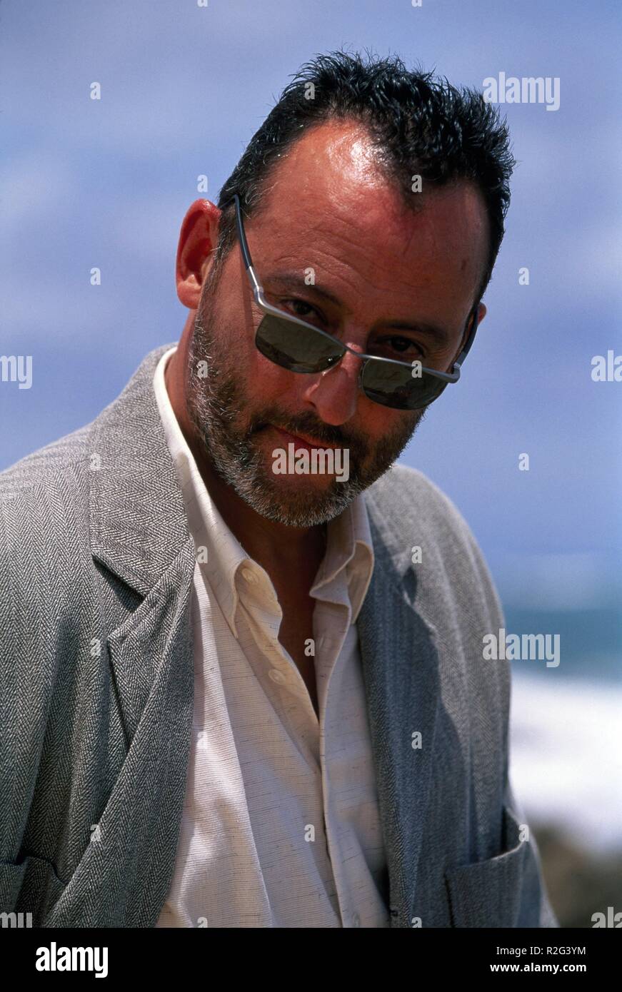 Jean reno godzilla Fotos und Bildmaterial in hoher Auflösung Alamy