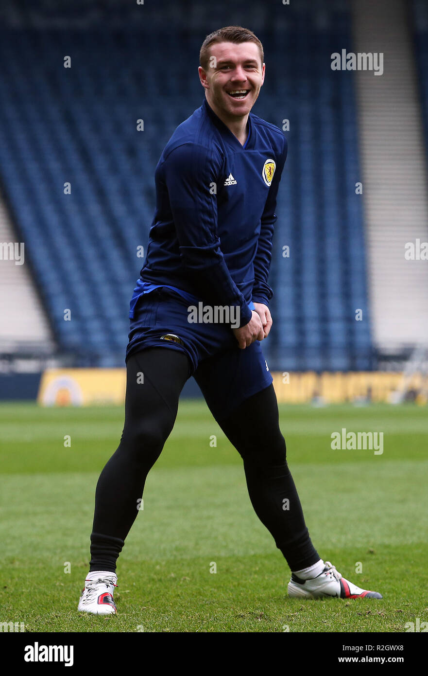 Der schottische John Fleck während der Trainingseinheit im Hampden Park, Glasgow. DRÜCKEN SIE VERBANDSFOTO. Bilddatum: Montag, 19. November 2018. Siehe PA Story SOCCER Scotland. Bildnachweis sollte lauten: Jane Barlow/PA Wire. Stockfoto