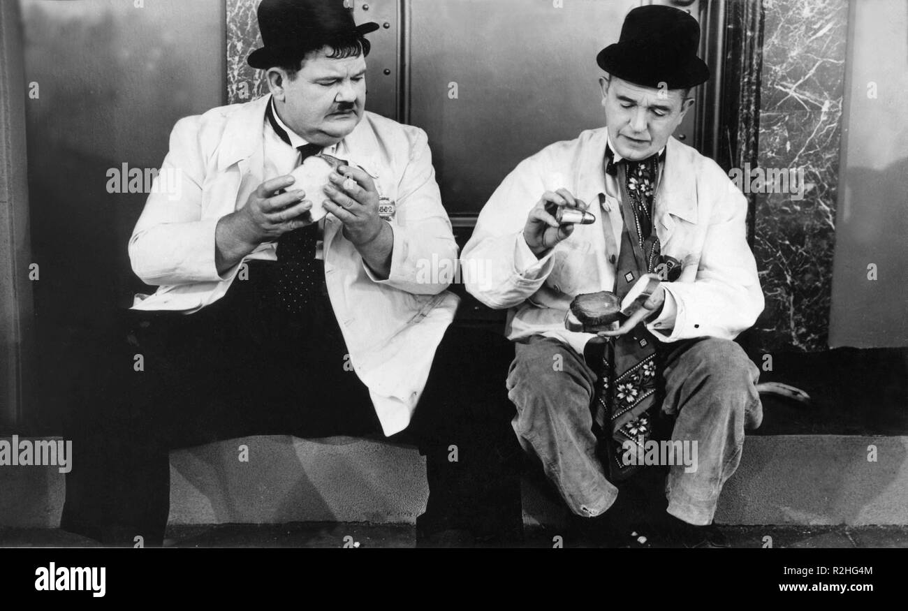 A Chump in Oxford Jahr: 1940 USA Regie: Alfred Goulding Oliver Hardy, Stan Laurel Stockfoto