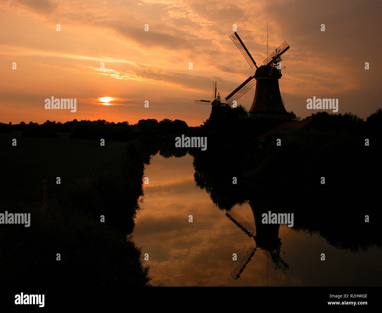 Zwillinge Mühle Greetsiel Stockfoto