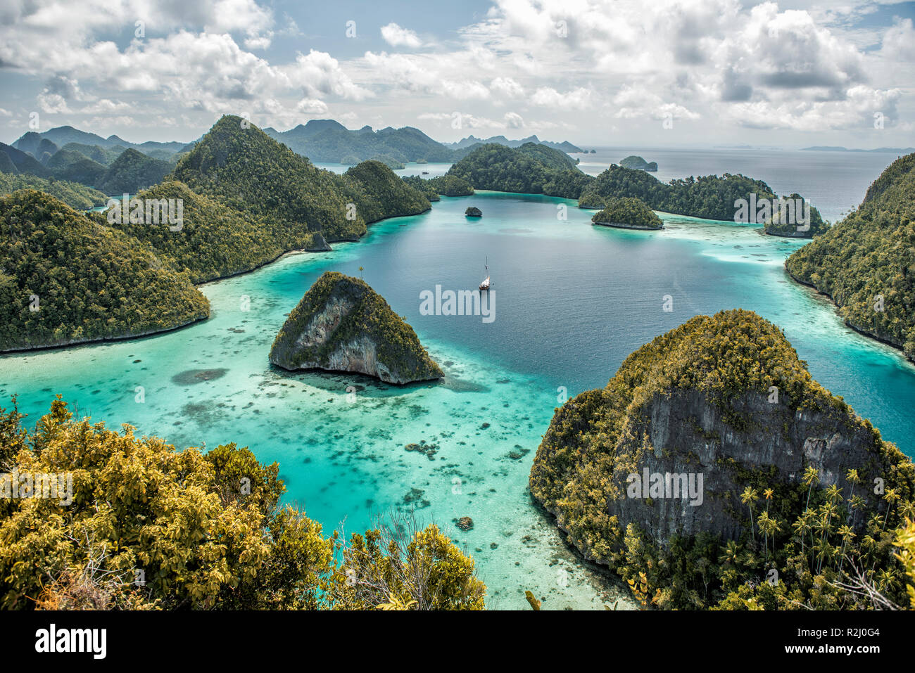 Blick von Wayag Insel, Raja Ampat, West Papua, Indonesien Stockfoto