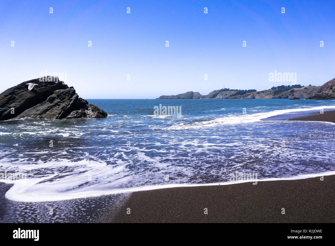 Schwarzer Sand Strand in Marin Headlands, North San Francisco Bay Area, Kalifornien Stockfoto