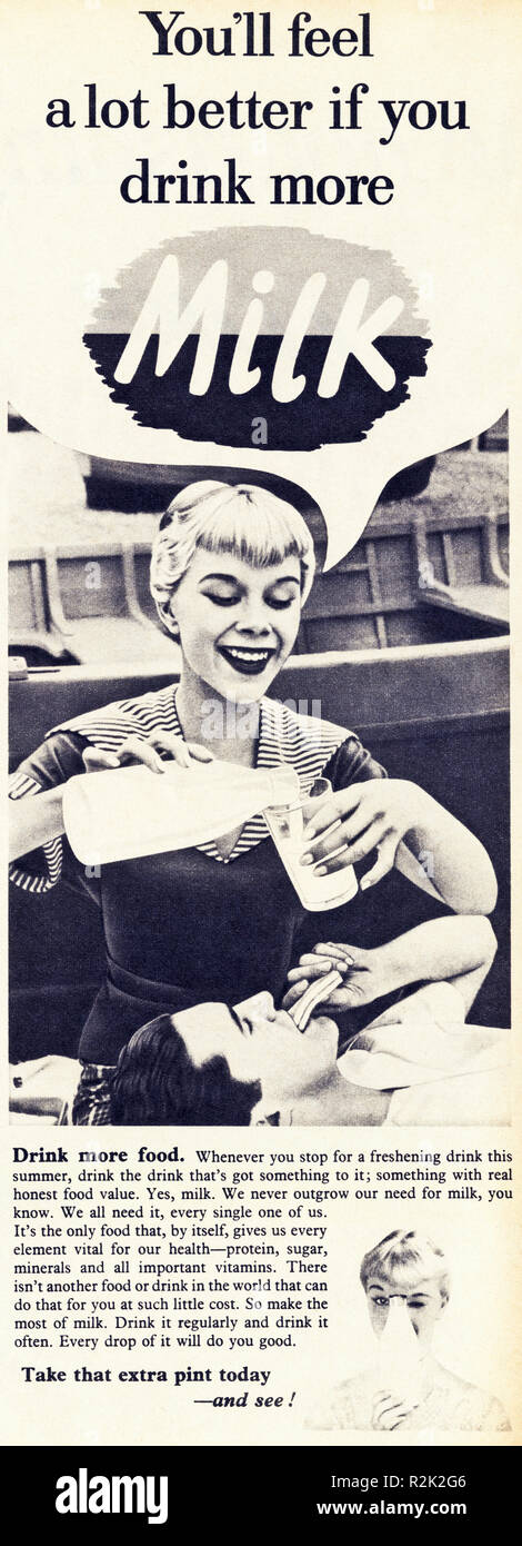Original 50s Vintage alte drucken Werbung aus dem Englischen Magazin Werbung trinken Sie mehr Milch ca. 1954 Stockfoto